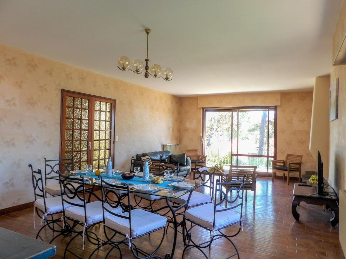 Apartment Douchamia